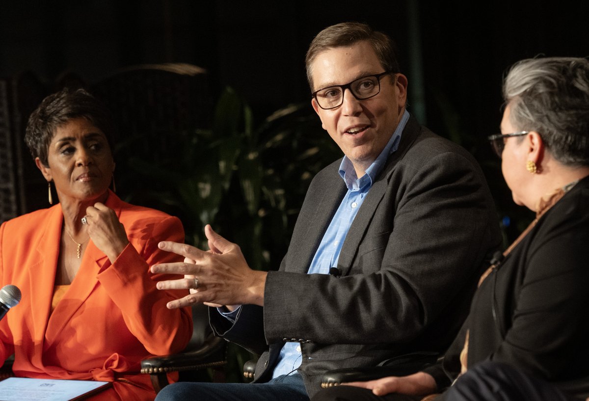 On Tuesday evening, we held a pivotal discussion about immigration reform in the aftermath of #SenateBill4. Miss this conversation? Stay up-to-date with the latest #LBJFutureForum news: lbjlibrary.org/become-a-membe… 📷 flic.kr/s/aHBqjBi6Be