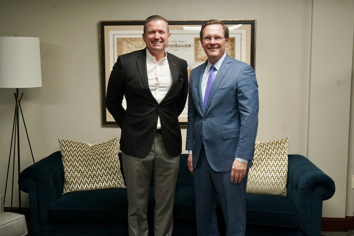 .@AD_DannyWhite stopped by the office to give an update on UT athletics. We’re both excited to watch @Vol_Hoops and @LadyVol_Hoops this March - Go Vols! 🍊🏀🏆