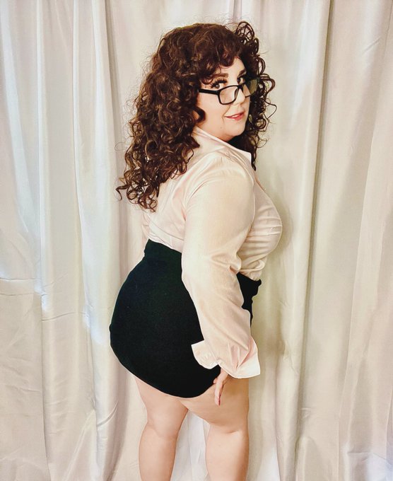 Hey love! I&rsquo;m back from surgery recovery and so ready to play with you 💋  Vote for me in the Geek Chic<a href="/tag/porn"class="tags"><span>#porn</span></a><a href="/tag/bigboobs"class="tags"><span>#bigboobs</span></a><a href="/tag/manyvids"class="tags"><span>#manyvids</span></a><a href="/tag/moneyshot"class="tags"><span>#moneyshot</span></a><a href="/tag/adultcontent"class="tags"><span>#adultcontent</span></a>