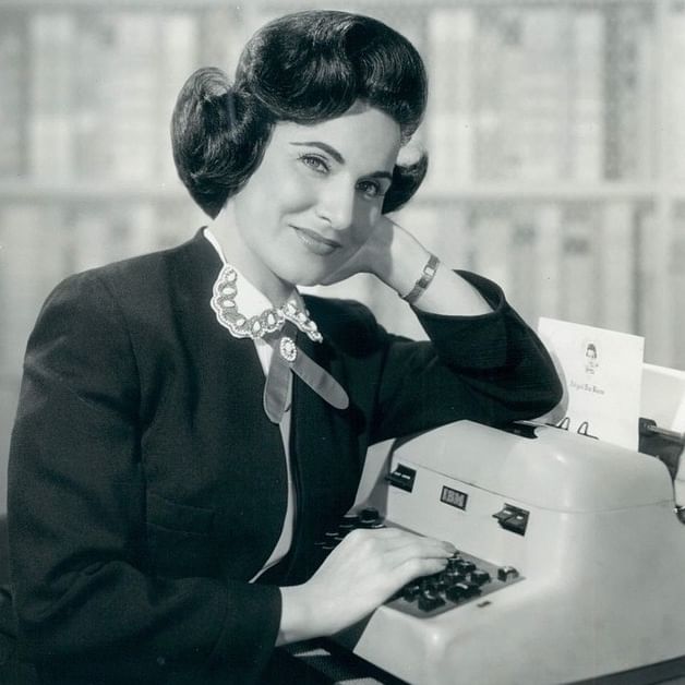 From the moment Pauline Phillips began writing her 'Dear Abby' column in 1956, she received letters asking for advice on homosexuality. She did something no other famous public person did: she said positive things. #WomensHistoryMonth #MakingGayHistory 🔊 bit.ly/mgh-dearabby