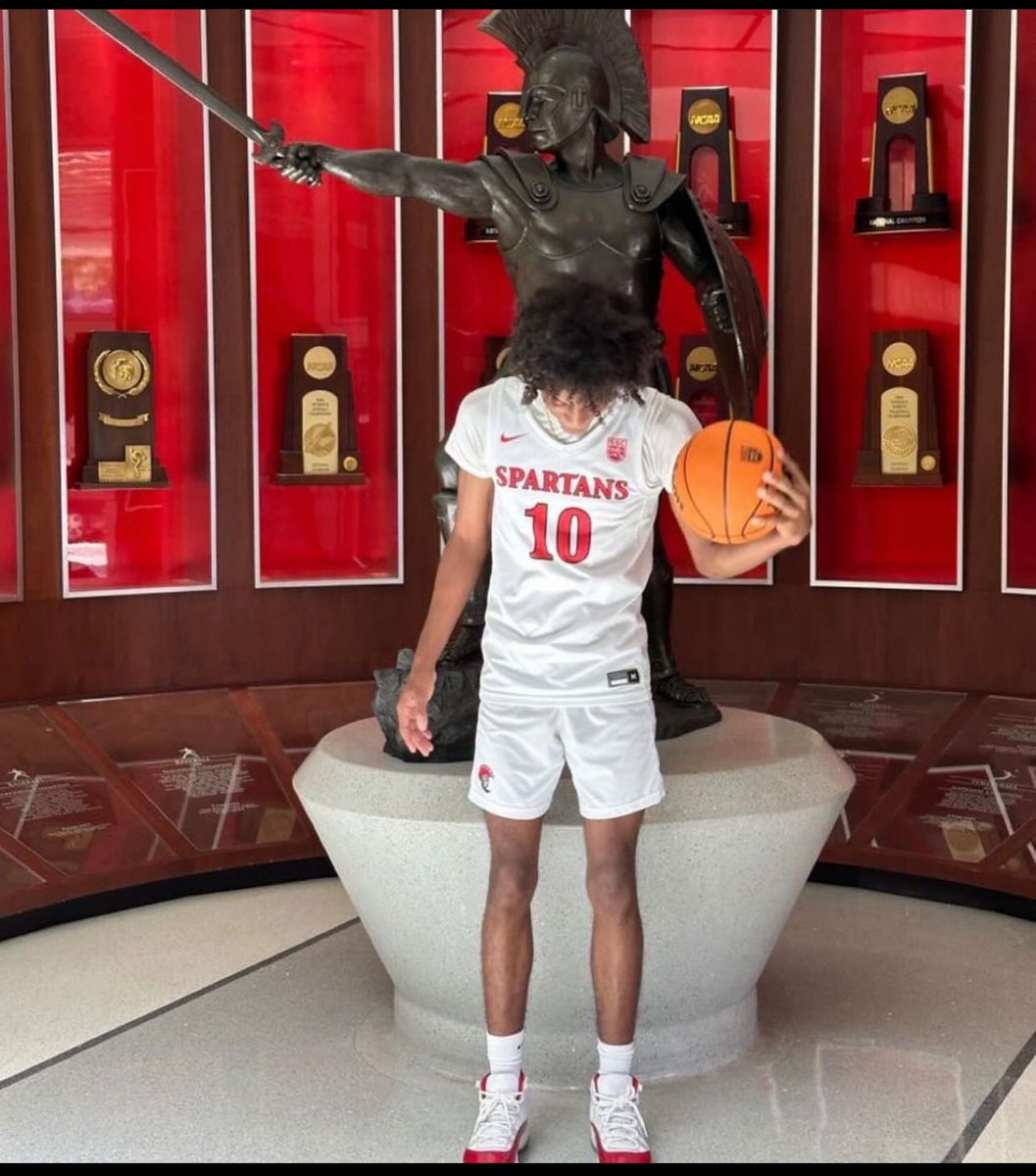 2024 forward @KylerlambJr has committed to the University of Tampa!