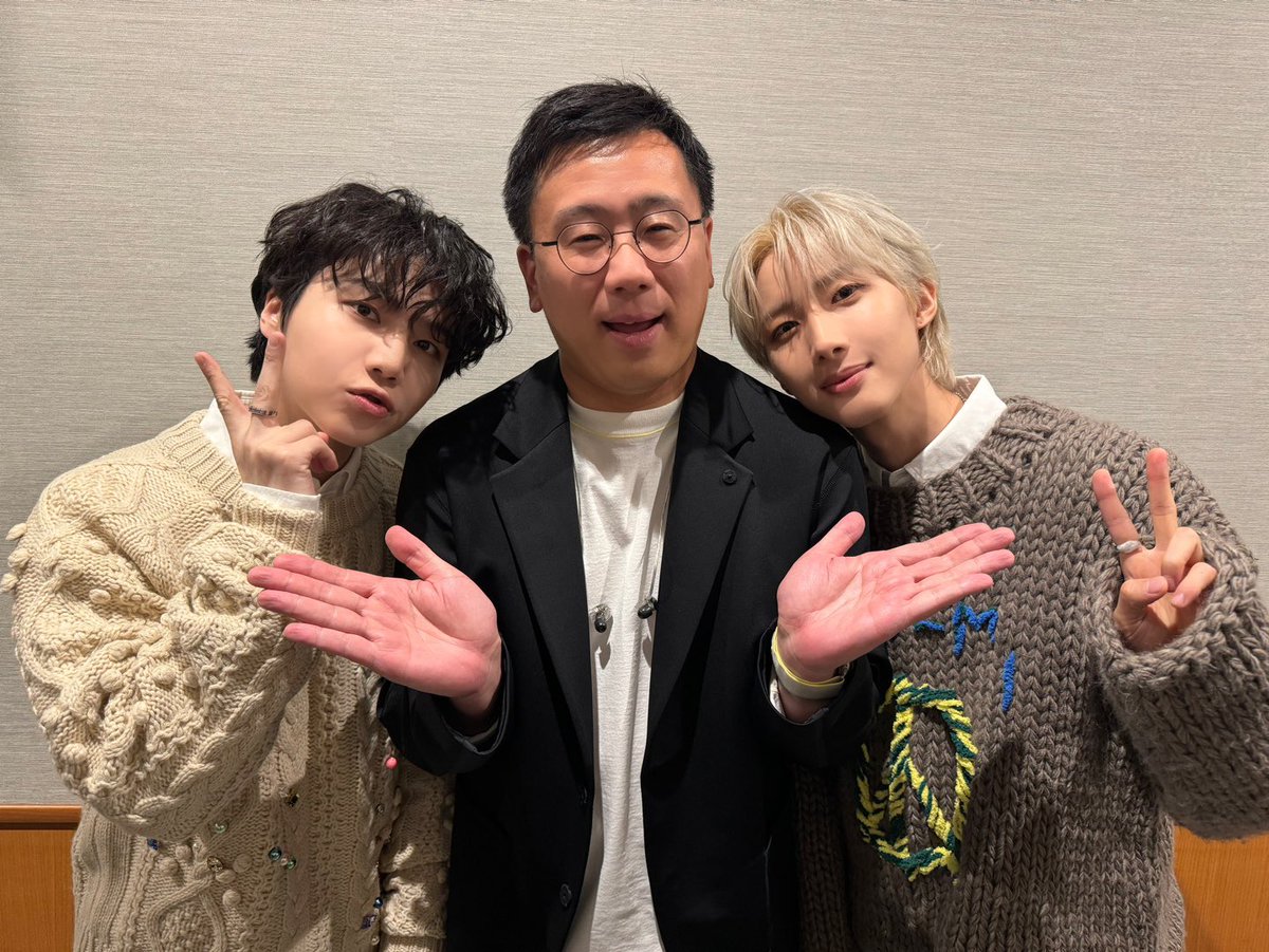 furuyamasayuki0's tweet photo. 『🌸JINHO HUI FAN-CON [SPRING PICNIC]🌸』でMCを務めました‼️久々にPENTAGONのジンホさんとフイさんにお会いしましたが相変わらず優しい2人でした😭2人とのSPRING PICNIC🚶参加された皆さん、お楽しみ頂けましたか😊2人の歌声に春を感じた、そんな素敵な時間でしたね‼️美味しいお肉、食べれたかな❓ https://t.co/k6FdUK5iiy