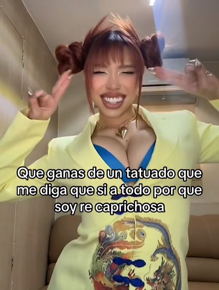 bratzconto's tweet photo. las caprichosas y yo cuando https://t.co/f0xJRxjM3g