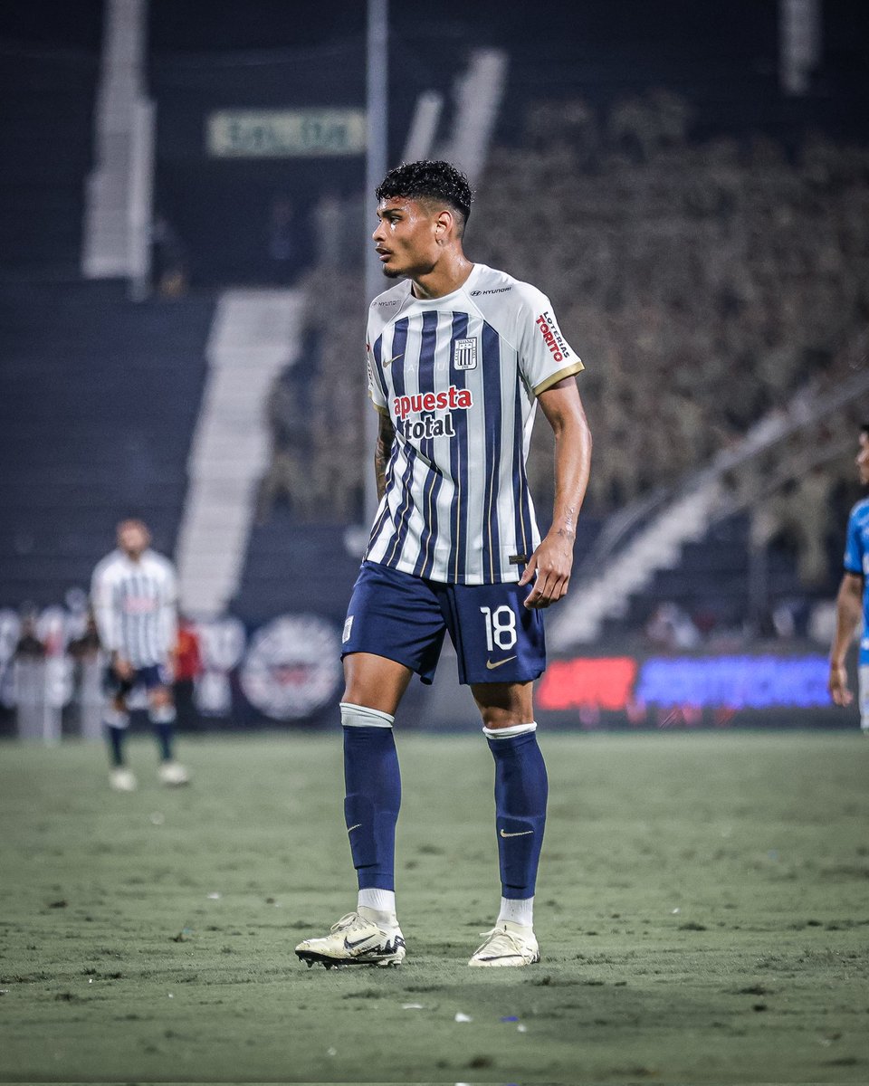 Jeriel de Santis hizo su debut con Alianza Lima en Matute.

📸 <a href="/marcelshoot/">Marcel Sandoval</a> 

#matute #jerieldesantis #alianza #alianzalima #debut #Restrepo #marcelshoot