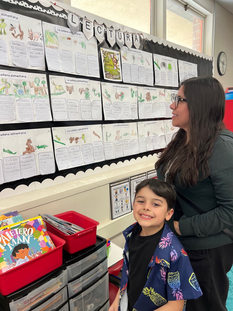 Our first grade students showcased their learning units at Open House tonight. From collaboration to creativity, these students and teachers are stars in New Pedagogies for Deep Learning @NewPedagogies #proudtobehlpusd