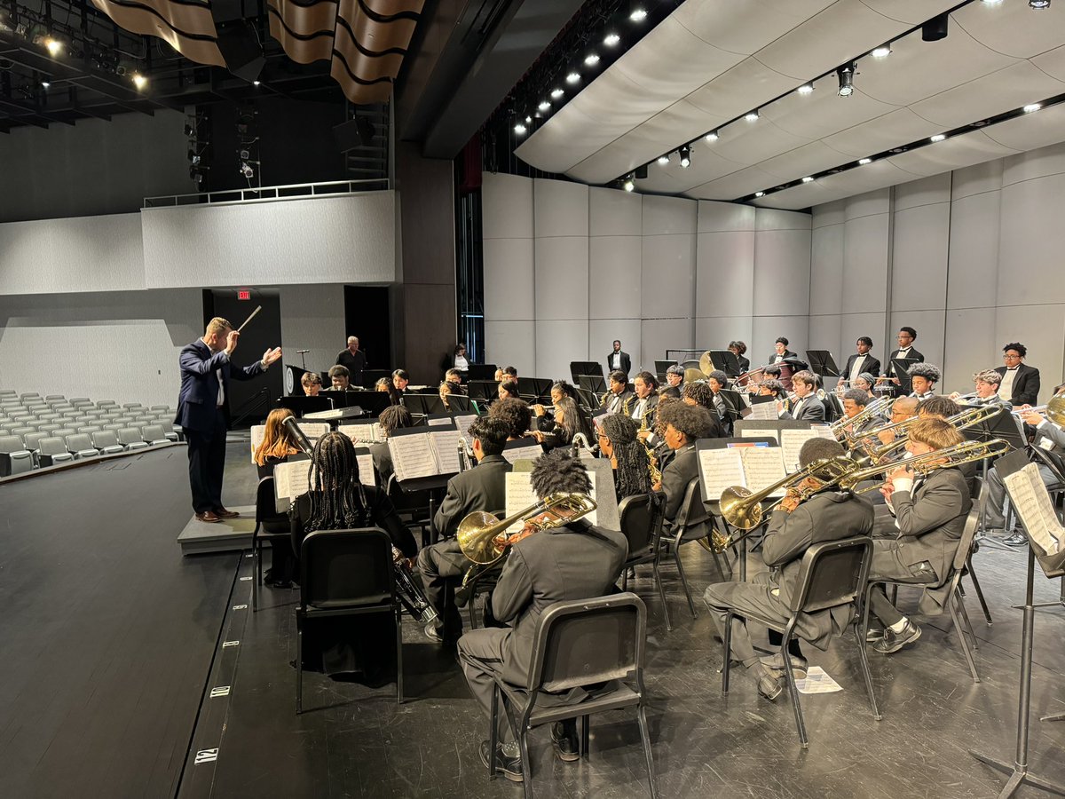A great day today hosting the LC Band and Orchestra Festival! Lots of great bands and orchestras receiving great feedback! We are so appreciative of John Phillips for working with the Wind Ensemble and Dr. Eric Scott for working with the Wind Symphony!