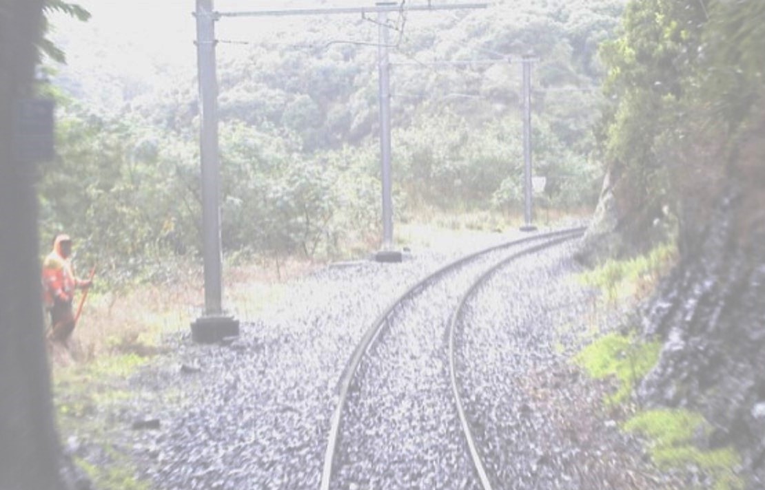 New #railsafety report: KiwiRail track workers in tunnel caught out by passenger train. Sprinted to escape. #softskills vital for all in #safetycritical roles: communication, sound decisions, teamwork, situational awareness. #safetyfirst #WorkplaceSafety 
taic.org.nz/inquiry/ro-202…