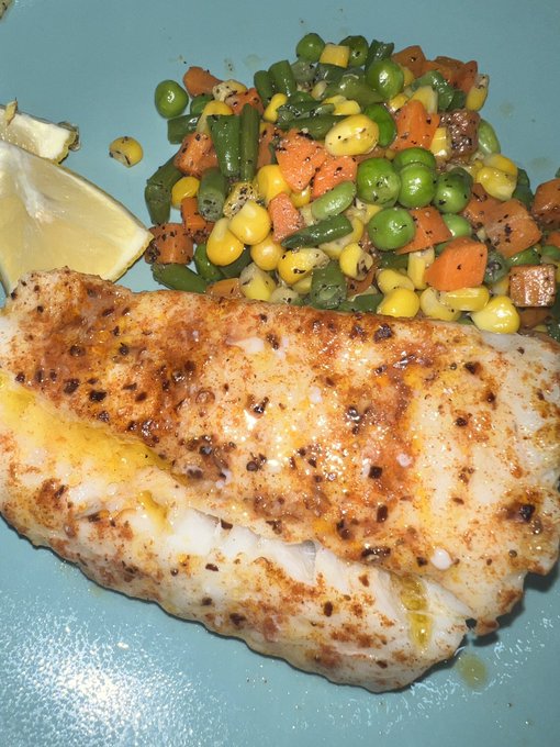 OK I think cooking cod is actually very easy because this is my first time and it turned out perfect