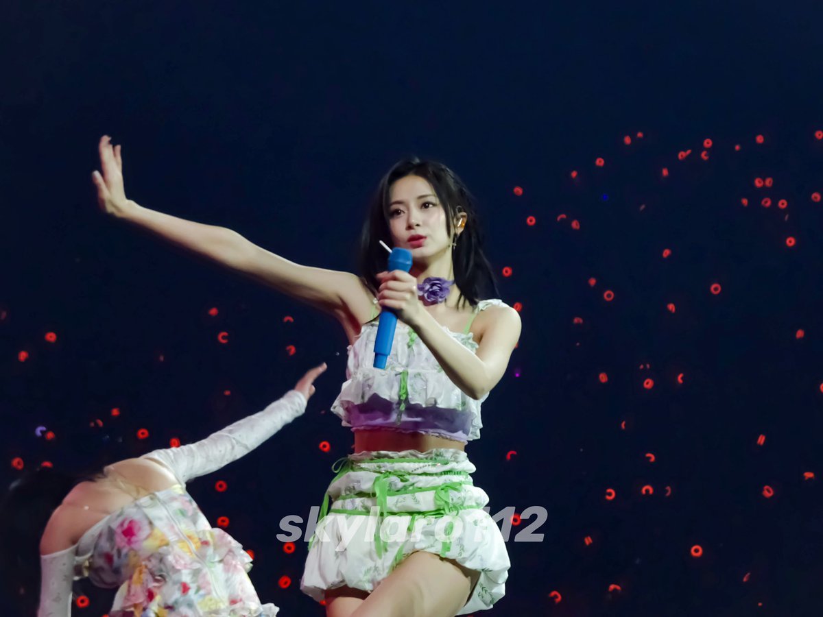 skylaro112's tweet photo. 240316 Las Vegas

🐟

#TWICE 
#READYTOBE_IN_LASVEGAS
#TWICE_5TH_WORLD_TOUR
#TWICE_5TH_WORLD_TOUR_VEGAS 
#TZUYU #쯔위 https://t.co/lsguzPp4HR