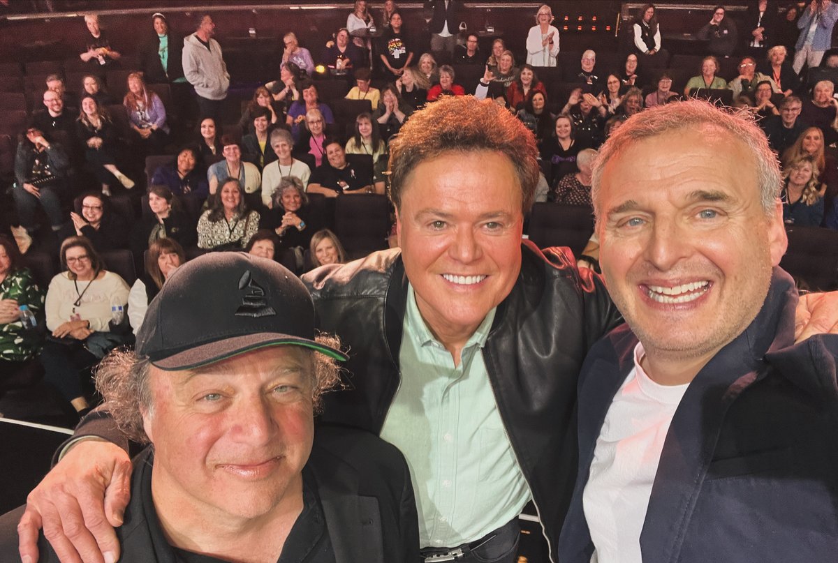 And they called it Podcast Love! @PhilRosenthal & I loved celebrating our 100th episode with @donnyosmond in Las Vegas. Please join us for a free 'Lunch' here: podcasts.apple.com/us/podcast/nak…
