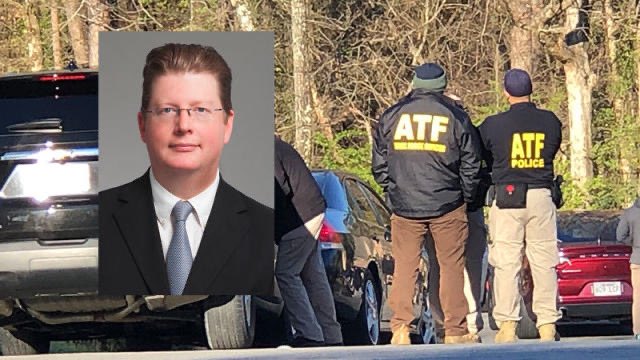 So there was supposedly one ATF agent with a “non life threatening injury”. Soooo like what? He trip and hurt his pussy? Acorn fell on his head? We need more fucking details! The fucking alphabets are such a fucking clown show 🤡
#AbolishTheATF