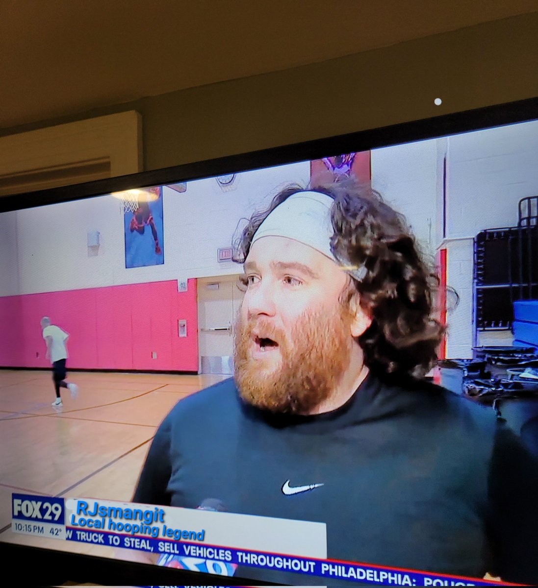 Yooooo I was on the local news tonight 😂😂😂