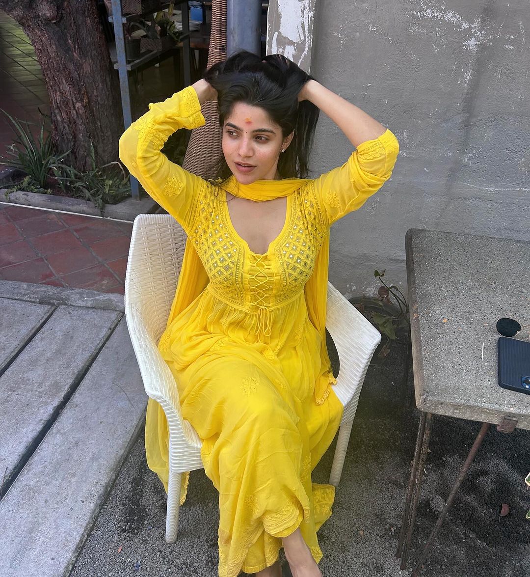 GJKVmlqa0AAs6CG?format=jpg&name=medium