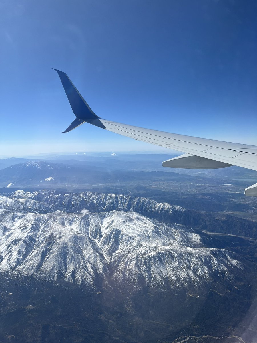 olivia_grella's tweet image. Made it to LA for #APLS2024 excited for my two talks and to be included on the Professional Development of Women panel!!