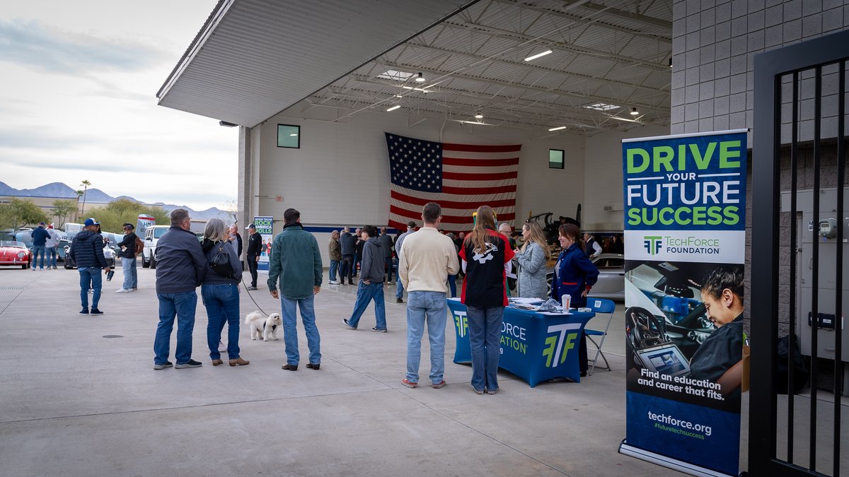 Topdon_Official's tweet image. TOPDON USA proudly supports #TechForce Foundation&apos;s mission to empower students in technical education and careers! Our $25,000 donation aids scholarships and career development for aspiring auto technicians. Let&apos;s shape the future of the automotive industry together! #topdon