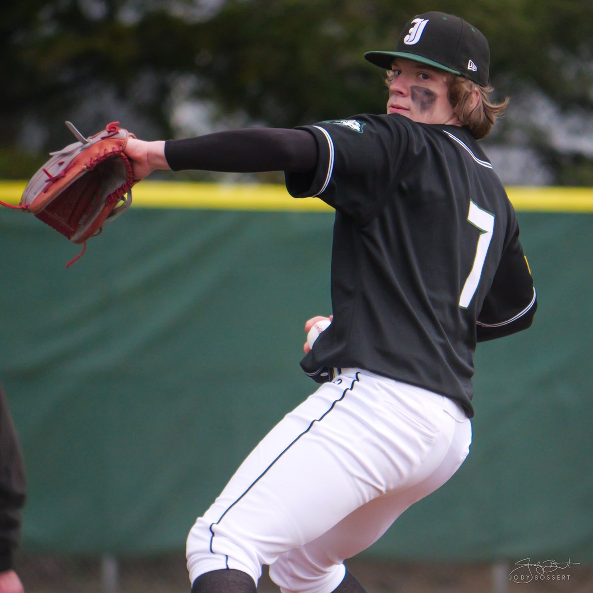 For the second game in a row, <a href="/HawkeyeDelgado/">Hawkeye Delgado</a> (3R 4H 8RBI) was on fire hammering two home runs at Marysville-Pilchuck! <a href="/BossertColby/">Colby Bossert</a> and @SamuelC71326155 each recorded a 2B, <a href="/Gavinnnclark/">Gavin Clark</a> scored 3R. Starter Craig (1H 0R 0BB 7SO 3INN) Reliver <a href="/sundstrom_derek/">Derek Sundstrom</a> (0H 0R 0BB 2SO 1INN).