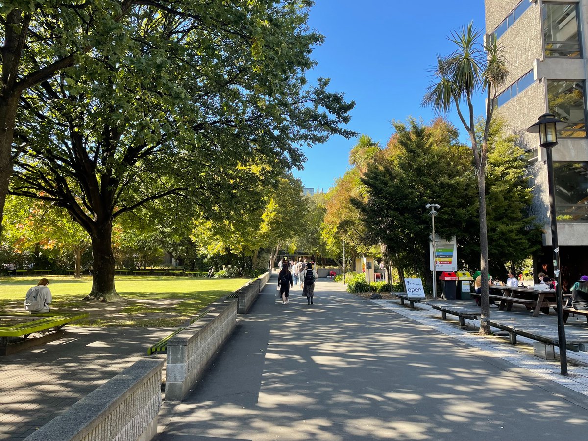 Can't beat Ilam campus on a good day 🌳 You can see the leaves starting to change colour 🍂 #NewZealand