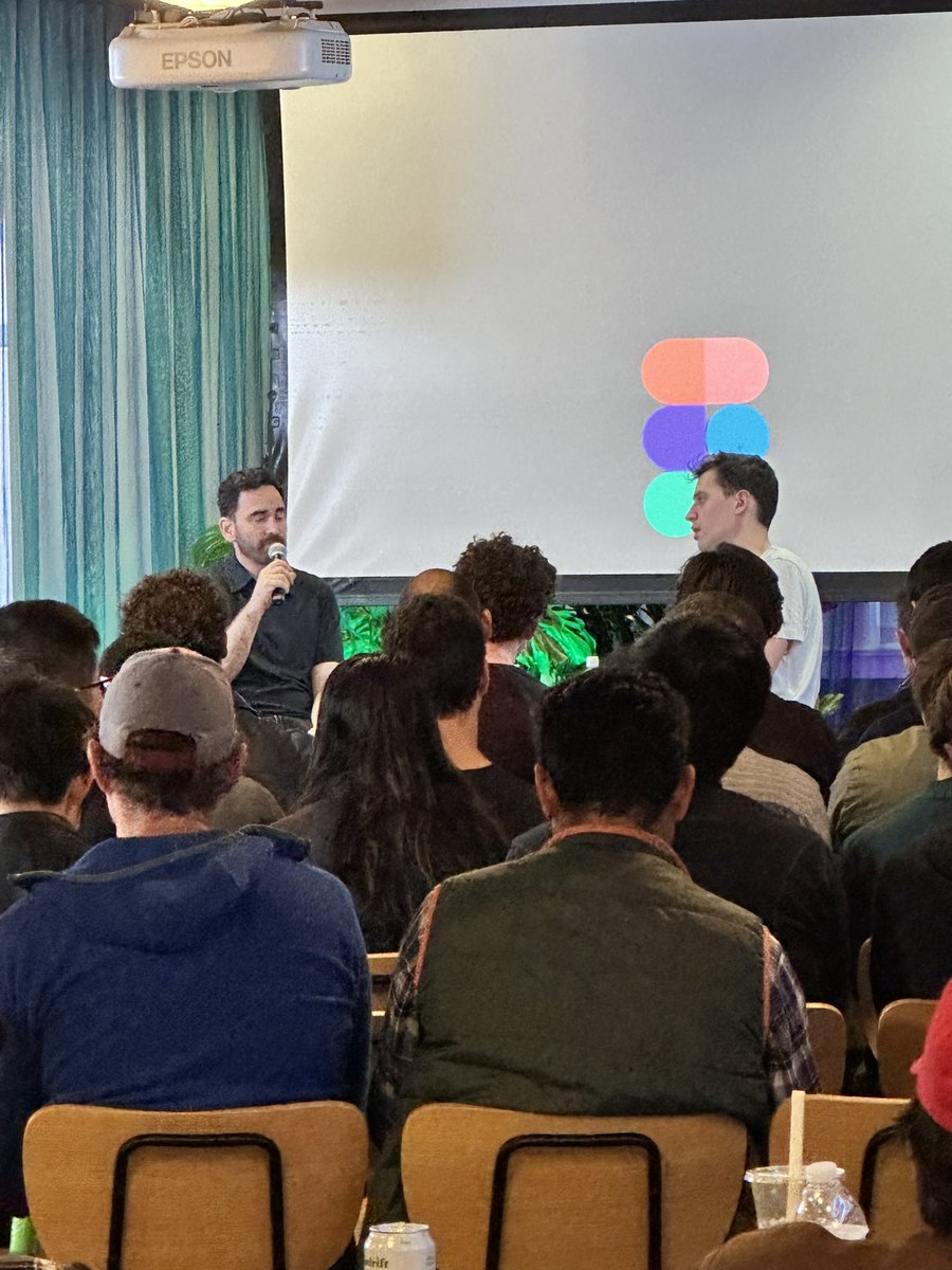 Love day trips to SF: ✅ @HF0Residency Demo Day ✅ @eladgil & @arthurmensch (@MistralAI) dropping knowledge ✅ Quality 1-1 time with founders, engineers, GPs, and LPs Nowhere else on the planet matches the in-person energy & center of gravity of SF.