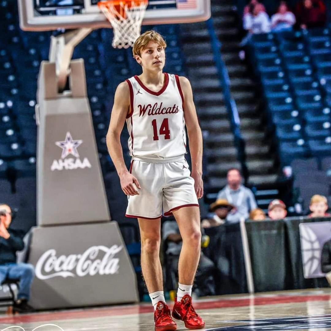 If you are college out there looking for a true winner you need to give Guntersville High School's @jacksonporch serious look. There is an old saying in sports 'Big time Players step up in Big Time Games.' Well this man delivered about a big as you possibly could in his last