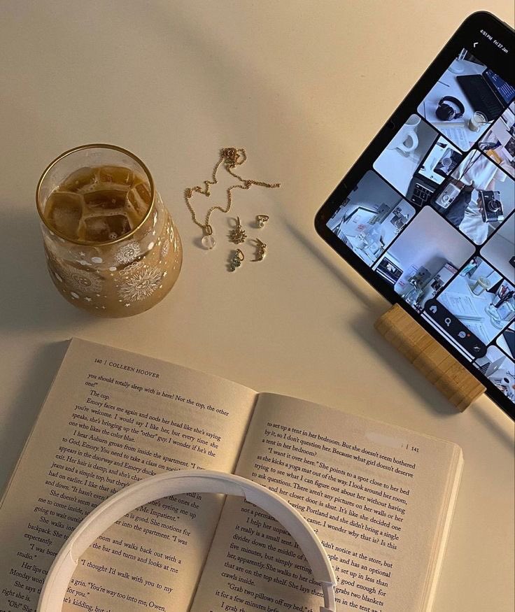 studyweege's tweet image. ⌕  search : #studytwtbr #studytwt #langtwt 

• gê | ‘03
• ela/dela
• estudante de jornalismo
• foco: jornalismo, inglês e concursos 

♡/↺ mutuals!

oii gente, sou nova no studytwt ✨🦋