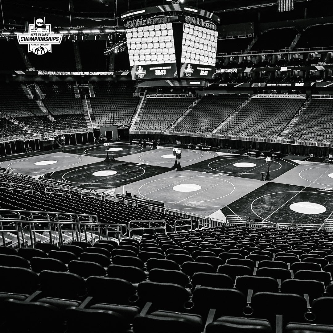The calm before the storm. #NCAAWrestling