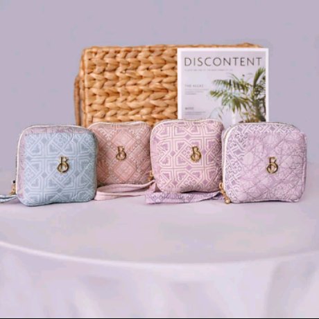 rouuseh's tweet image. 🦋rekomendasi mukena travel simple cantik untuk lebaran🦋

~ A Thread