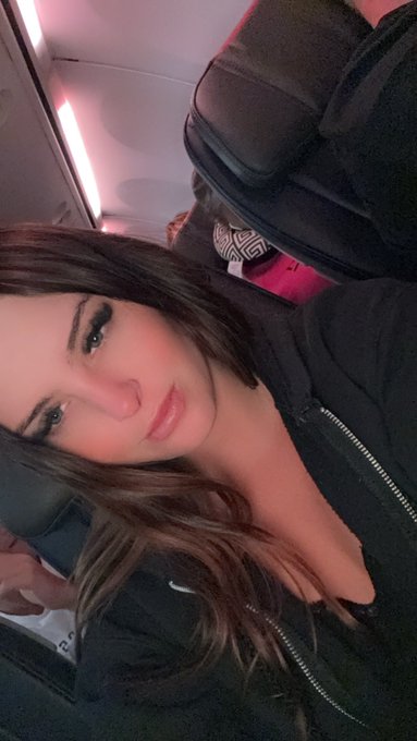 Love flying 😍 https://t.co/25q5NqGxqL<a href="/tag/reetweet"class="tags"><span>#reetweet</span></a>