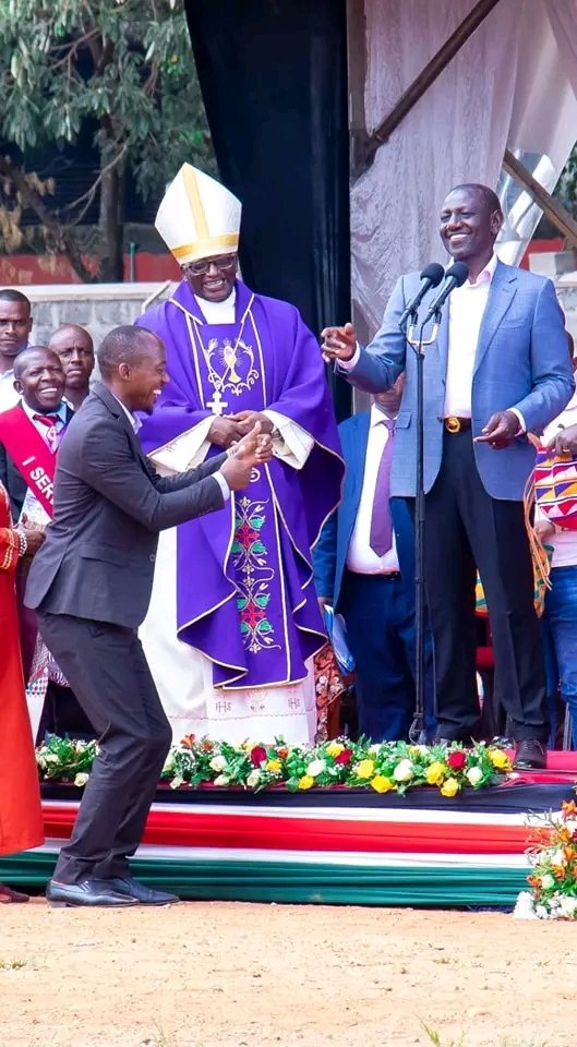 FriendsofPMMM's tweet image. This man @HonEngMusyoka! He has managed to galvanize support across Ukambani . 

In the few years, he will be calling shots in the Republic of Kenya.

#PMMM
#MunyambuWaMatungulu