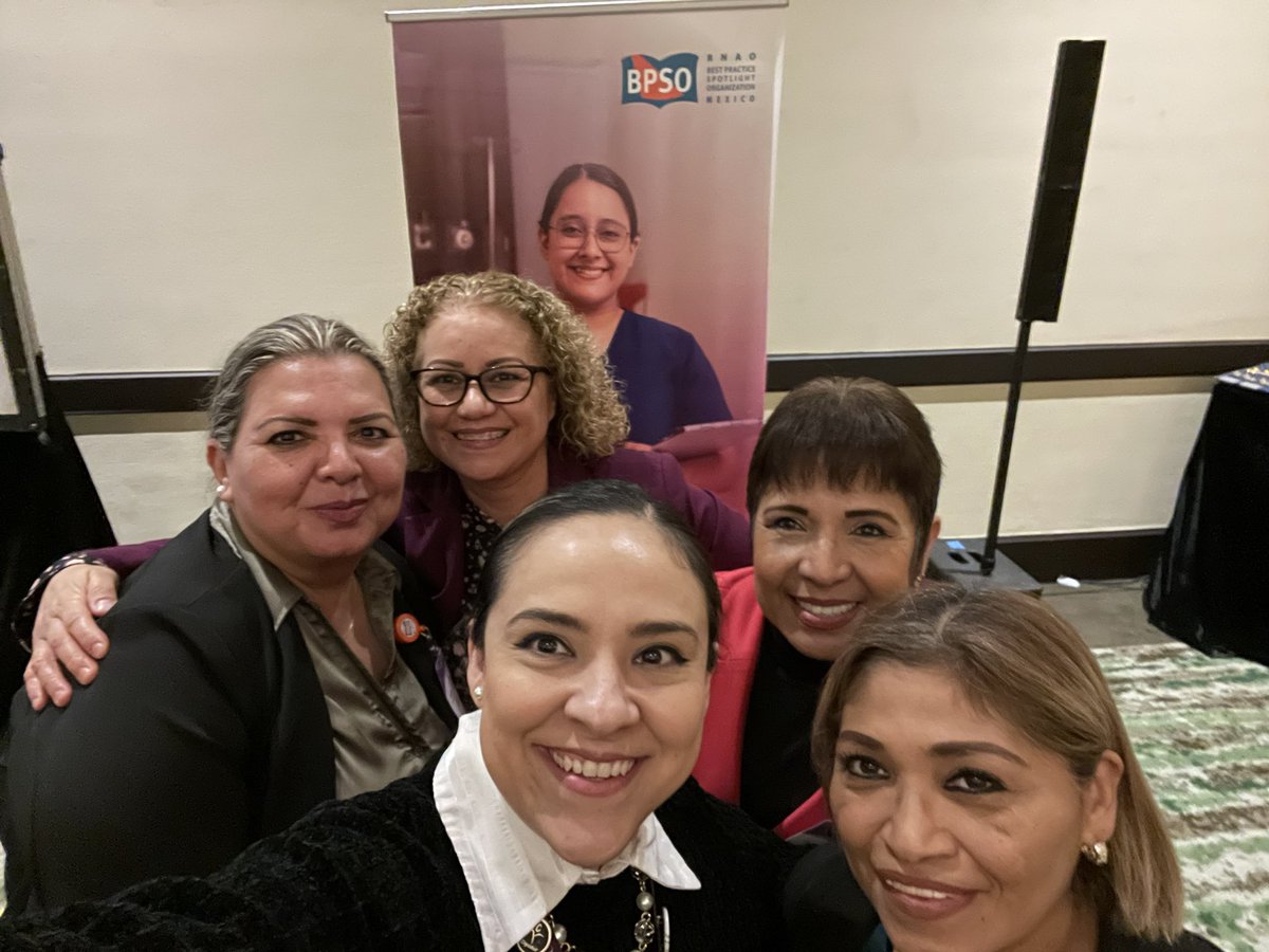 DzoaraLu's tweet image. Participando con las mejores 💜 gran equipo de enfermería 💜💜 2do día
 #BPSO  #BPSOMEXICO #ChampionsCM #ChampionsUDEM #RNAO @christusmx @udem