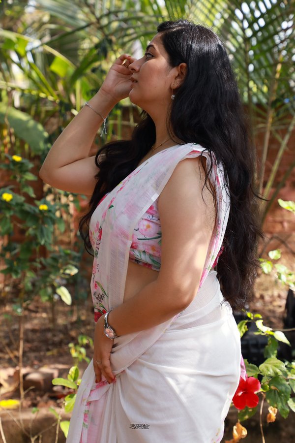 GJKvQZSbcAAggdl?format=jpg&name=900x900