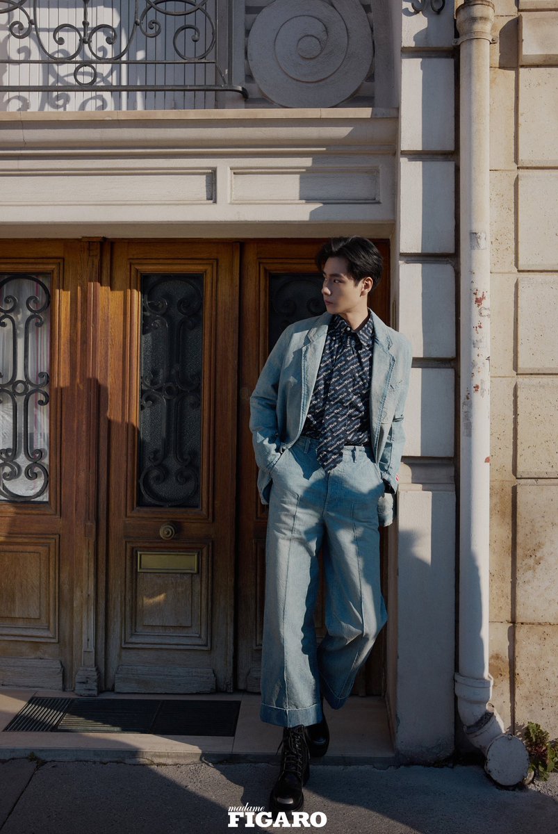 HYTarchive's tweet photo. 240321 MadameFigaro中文版 weibo update
📸 #OneDayInParis
https://t.co/0UPlYJhKoY
#HuYitian #胡一天 https://t.co/YnlF8JFetO