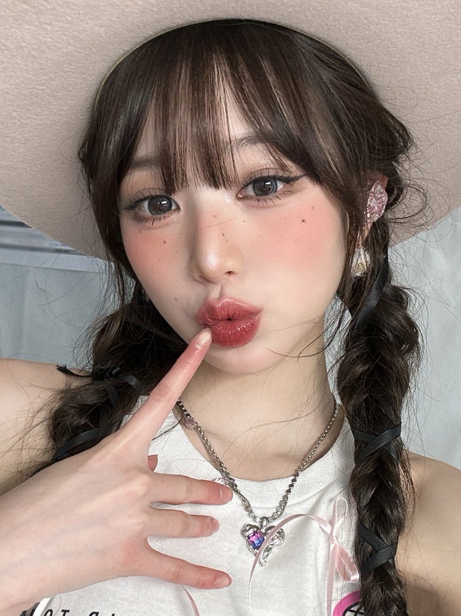 𝐠𝐞𝐨𝐫𝐠𝐢𝐞𝐡𝐚𝐞 🐈‍⬛✨🫧💞 tweet media