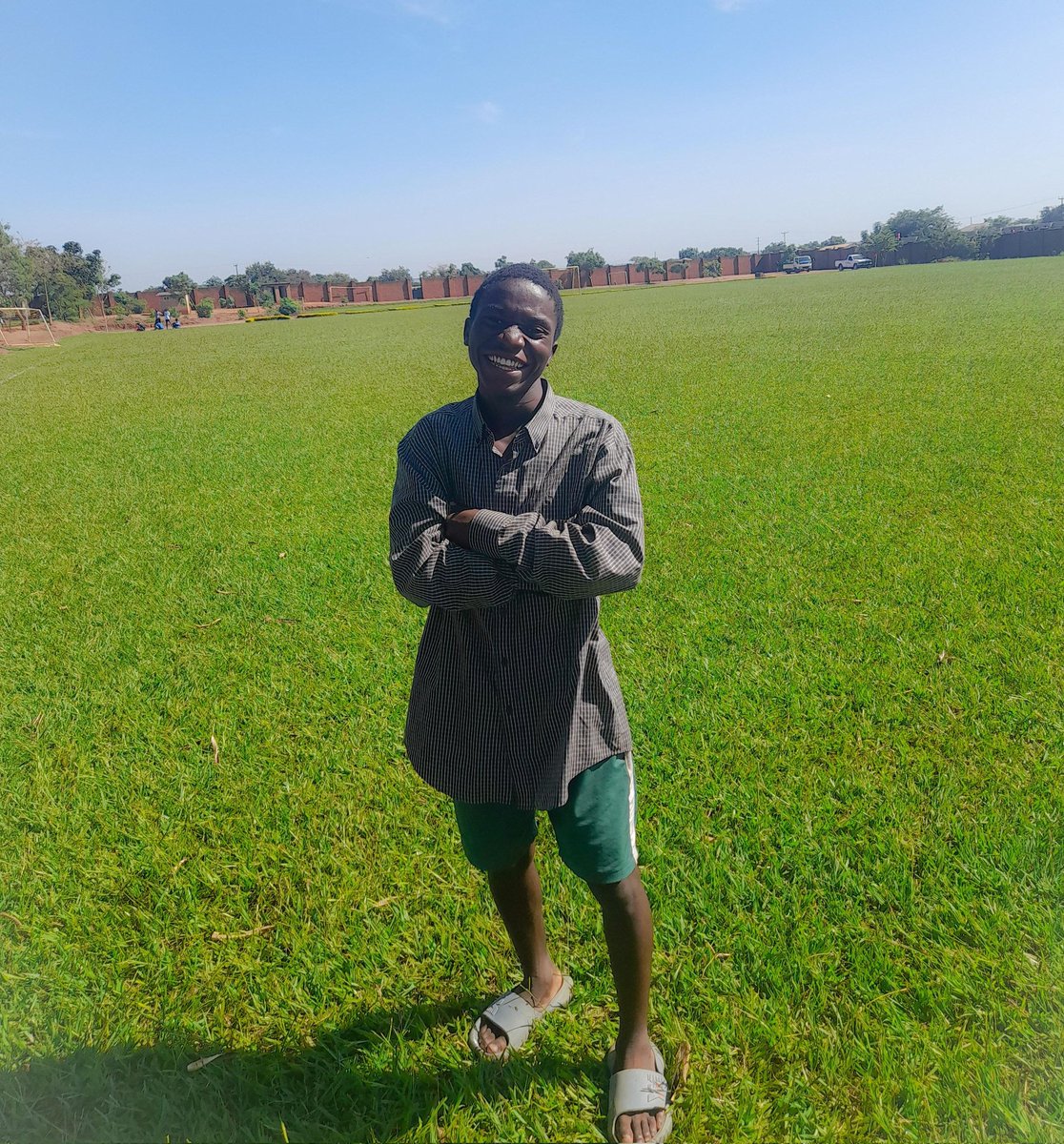 Celebrating our first donation from my X followers with a big smile. Thanks to @JivaPatrick for contributing K5000 to the Kuthandiza Mudzi Project. Be the second in line and change a life. #lenifootballacademy