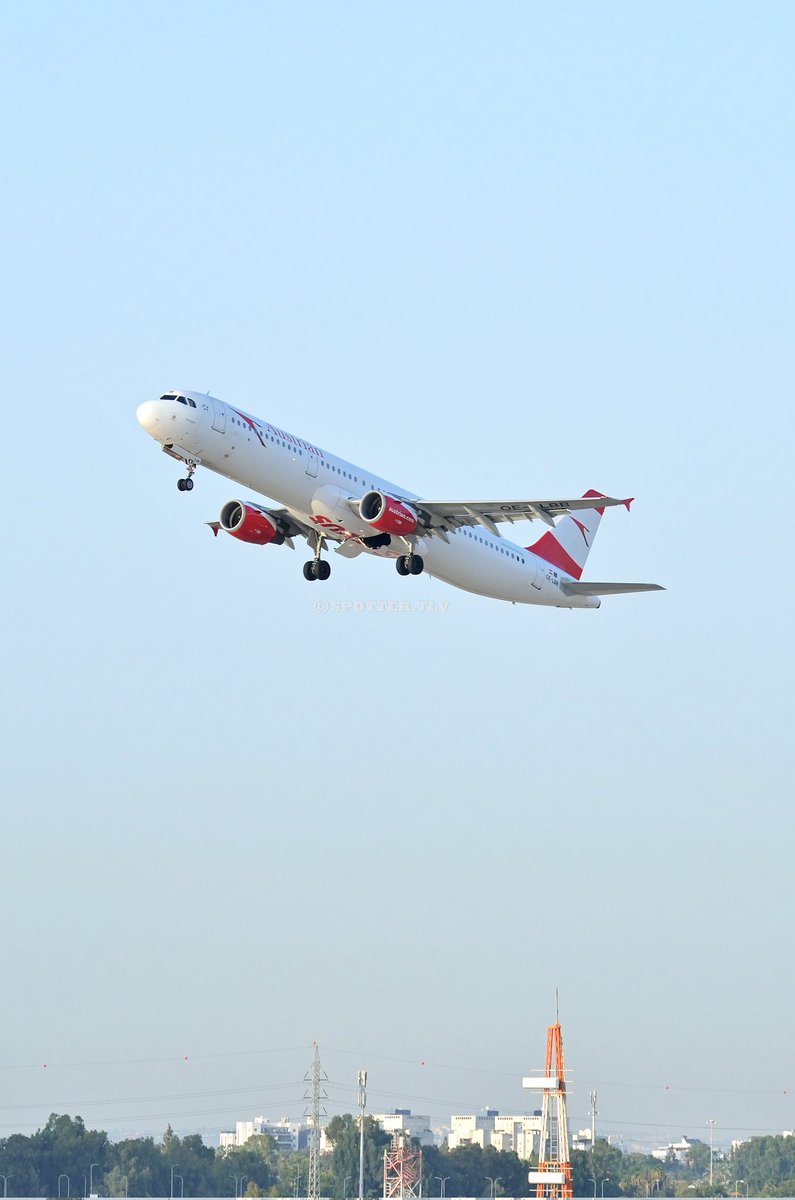 SpotterTlv's tweet photo. #bengurionairport OPs #Austrianairlines #challengeairlines #hisky #elalisrael #LLBG #israel #TLV https://t.co/K4QFyscvHW