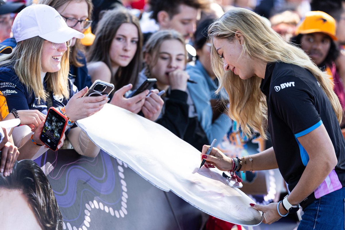 Fans. Future. Inspire.
#AustralianGP #F1 #F3 #sophia #racegirl #unscripted #Alpine #racHer #fans