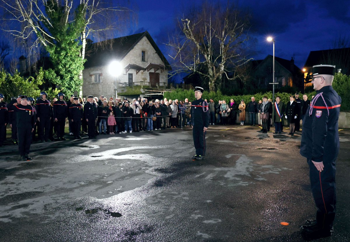 PompiersDuLot's tweet photo. La cérémonie de passation de commandement du CIS des Quatre Routes du Lot entre le Capitaine Mathieu et l'Adjudant-Chef Tassaint s'est déroulée le 8-3.
@Prefet46 #LeVignonEnQuercy
https://t.co/R4sdnCIvWm https://t.co/ois6NHJxhz