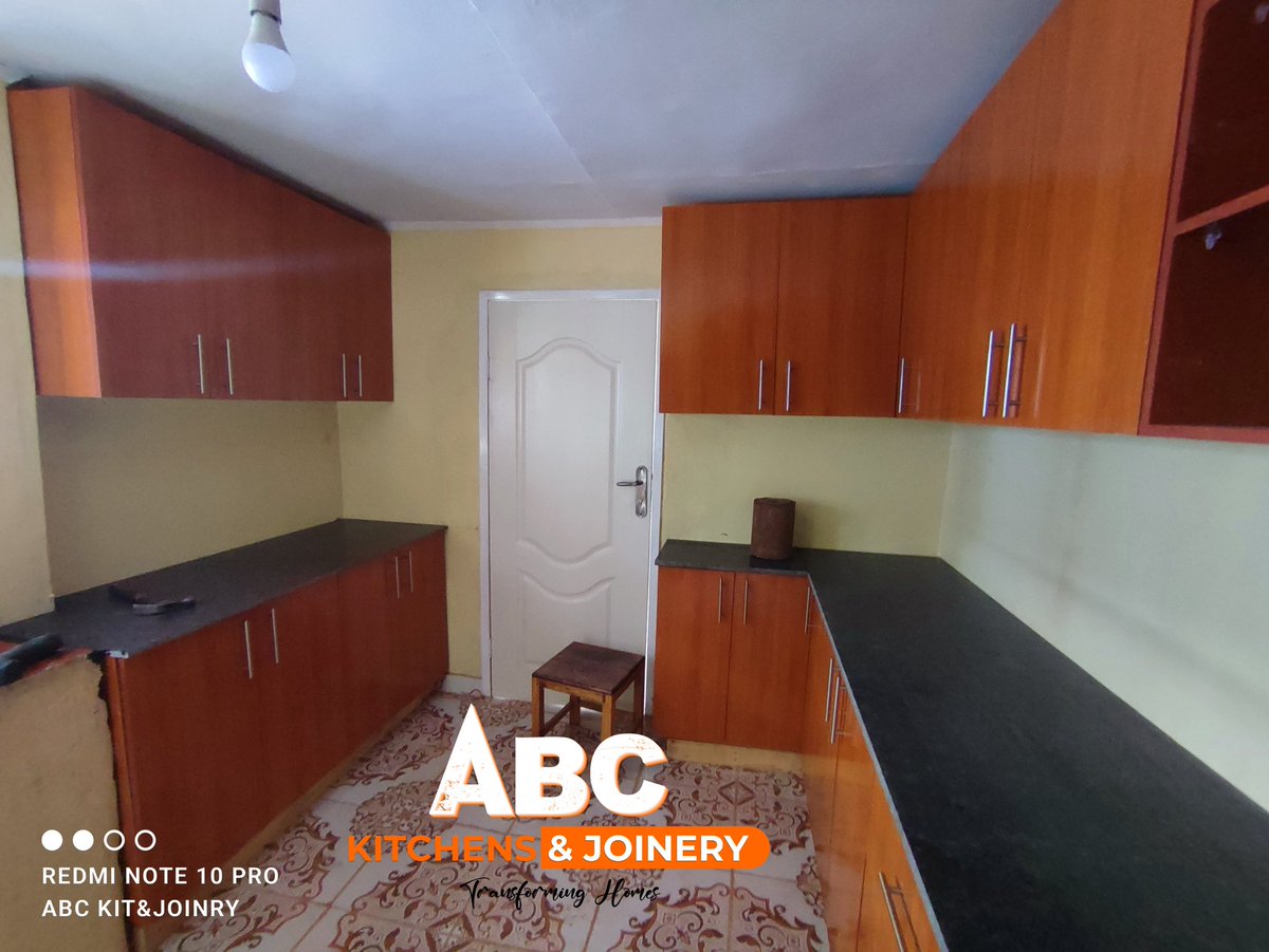 Bom Gee 🔤 tweet media