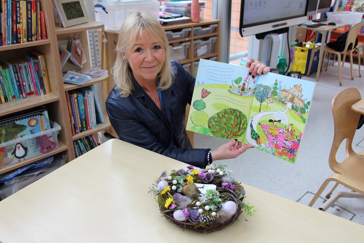 Pupils loved our final author visit of our Festival of Books celebrations; from Rachael Mortimer, who read her fractured fairy tales complete with puppets and also her new book Song for a Princess.  Pupils created treasure boxes for their own special words and memories.