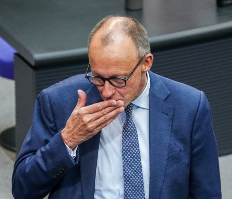 ULTRAKAERL's tweet photo. Merz hat doch tatsächlich schon mal gekifft. Und er meint: "Es war furchtbar."
Typisch Konservative: Was Euch nicht schmeckt, wollt Ihr verbieten. 🤬
#NieMehrCDUCSU
#KeinVermittlungsausschuss 🥦 https://t.co/l4uRgUJ7TL