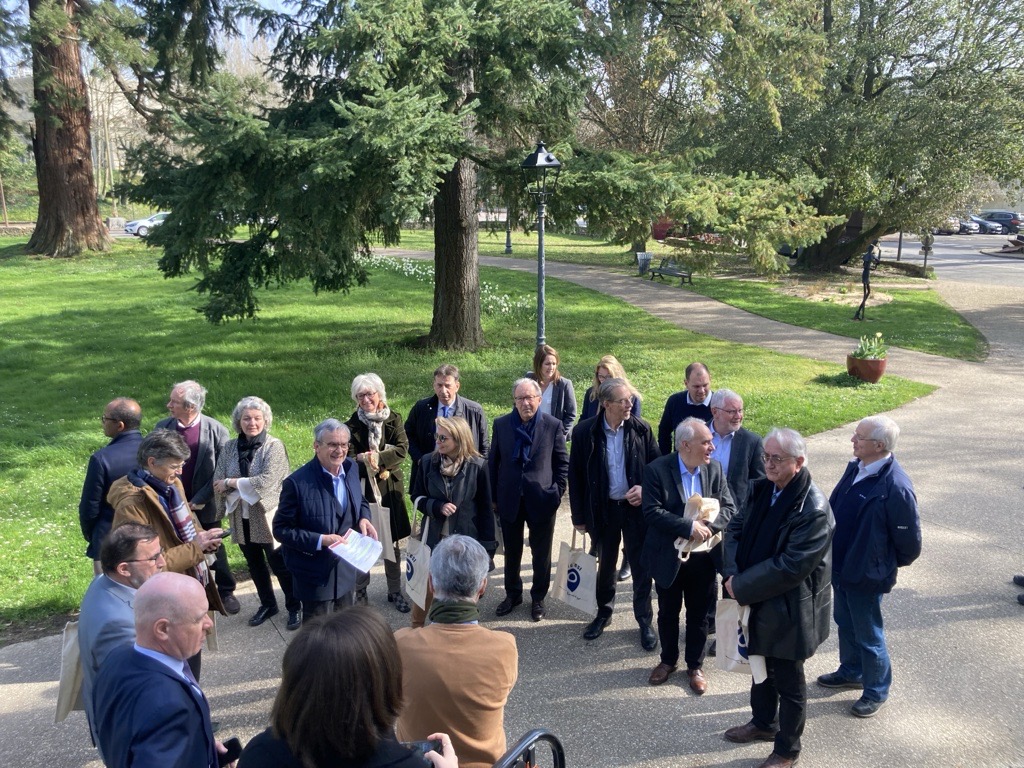🇫🇷 Un nouveau bureau délocalisé cette fois-ci à la découverte des territoires de #Bailly et #NoisyleRoi pour les maires de l’Agglo ! Un moment d’échanges fructueux.