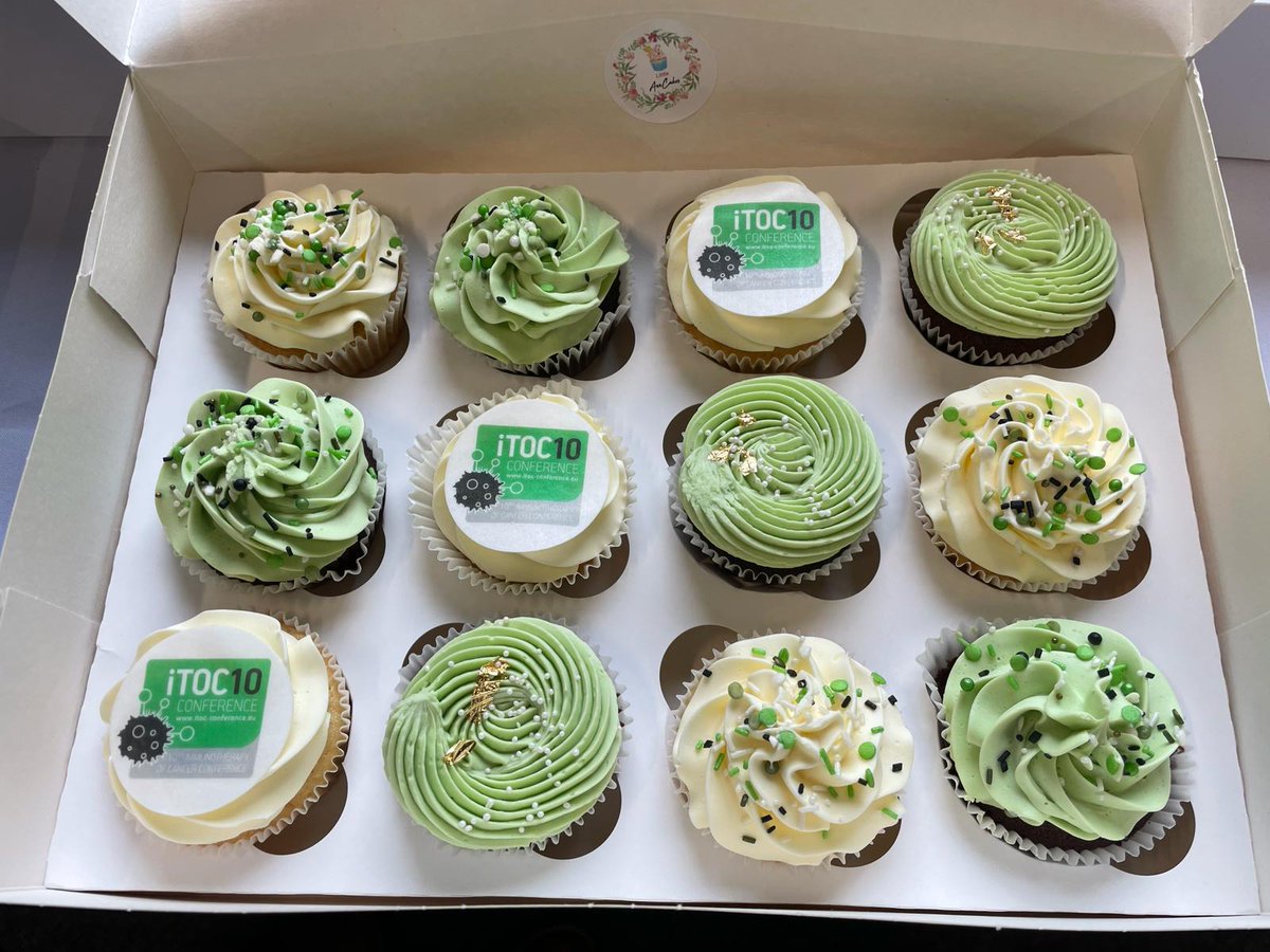 ITOCconference's tweet photo. Happy 10th anniversary!
Enjoy our #itoc10 cupcakes & popsickles! https://t.co/SJhz2aE01R