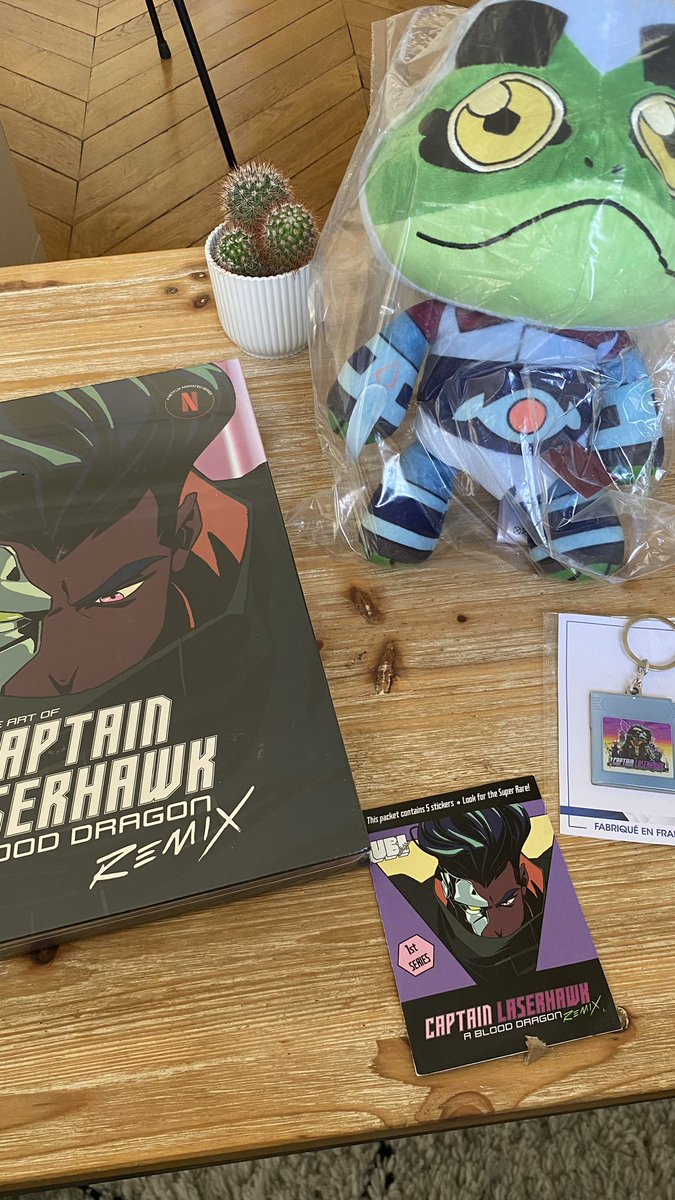 Just received the 1:1 pack for owning Rayman NFT from @Ubisoft x @TheSandboxGame collab ! The art book is 🔥 the cartridge keychain too! The plush will remain at the office otherwise my gf will kill me 😂