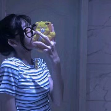 寒いし空もまだ変な色💦今日は朝からめちゃくちゃ晴れ☀️でもこの後荒れる時間帯があるみたいですね😅ホントかな❓