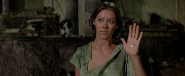 March 21 seems to be a @4JennyAgutter Movie Premiere On TV day. In 1977, Walkabout debuted on the small screen and in 1982, it was the turn of Logan's Run.