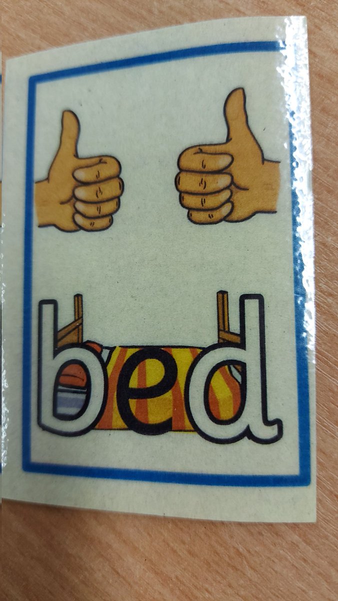 Some P2s were practising sounding out/ writing words with various digraph sounds. We are really confident with short vowel sounds &amp; loved writing on the desk! We talked about how we can use our fists to help us remember the shape of b and d. @MissRamsay_CPS @P2MCPS1
