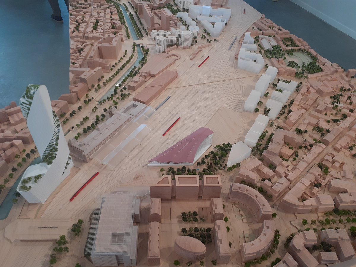 Jean-Noël Gros (@jngros) on Twitter photo A Croix-Baragon, la maquette du futur quartier Matabiau avec la Tour Occitanie et la Halle de la mobilité. <a href="/ladepeche31/">La Dépêche 31</a> A Croix-Baragon, la maquette du futur quartier Matabiau avec la Tour Occitanie et la Halle de la mobilité. <a href="/ladepeche31/">La Dépêche 31</a>
