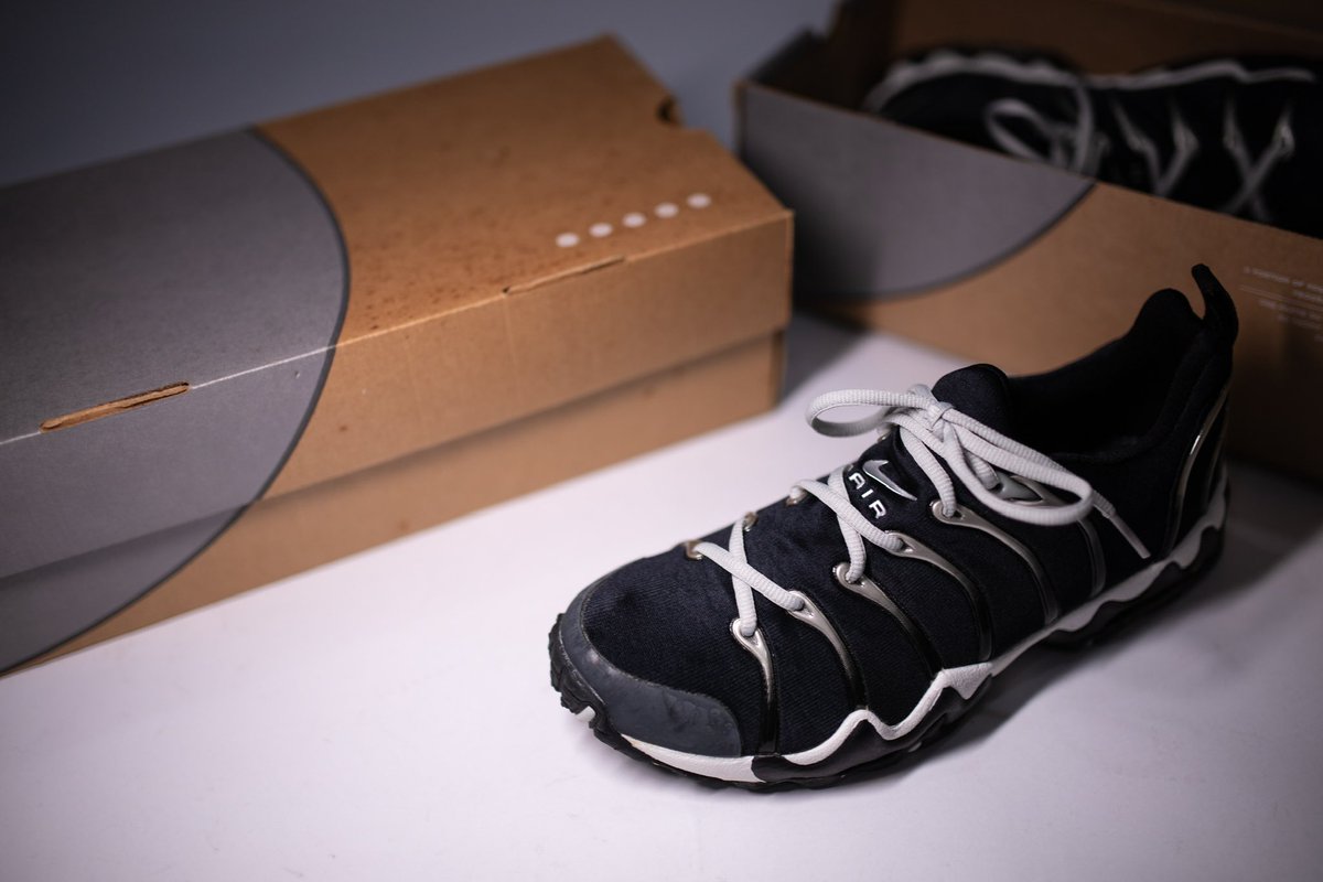 オッシー様　2-17,4-37,7-98 サイズミックの復刻は…ないかなー…👟 NIKE AIR ZOOM SEISMIC BLACK