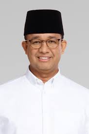 Kalian kira Abah lemah,
Kalian kira Abah mudah menyerah,
Oh tidak kawan 
Dia akan melawan
Dia tak mau berdamai dengan kecurangan,
Standar Etika yang beliau utamakan
Rakyat Bersama Anies Baswedan menyongsong Perubahan 🔥🔥🔥