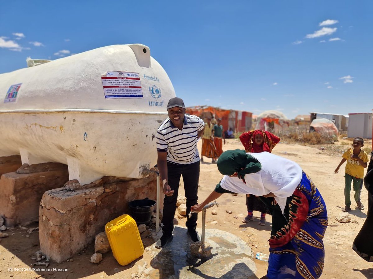 🇦🇺supports @shf_somalia to provide rapid #humanitarian response in Somalia.
 
Following a $3.5M flood response effort in Galkayo, a recent visit assessed progress firsthand.
 
The local community appreciated the Fund's coordinated efforts and timely response.
 
#AustralianAid