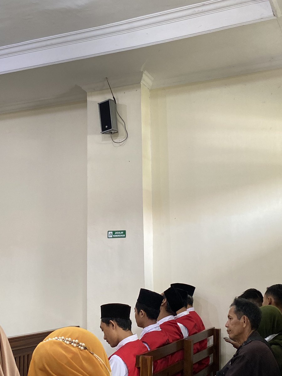 Round 6! #Sampaisemuabebas